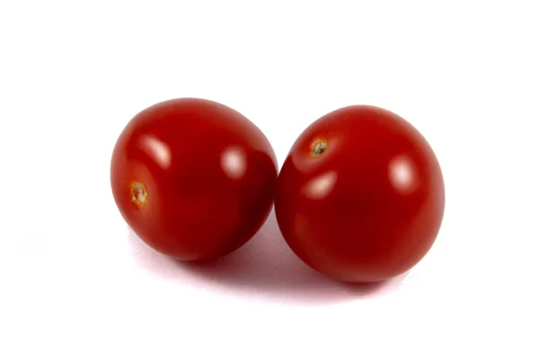 Dois Tomates Cereja Vermelhos — Fotografia de Stock