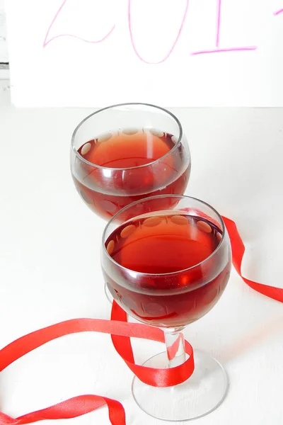 Rött vin och gott nytt år — Stockfoto