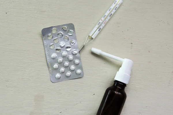 Pills on white background — Stock Photo, Image