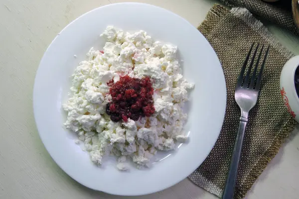 Quark mit Marmelade — Stockfoto