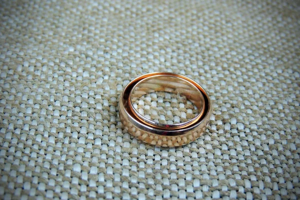 Couple wedding rings — Stock Photo, Image