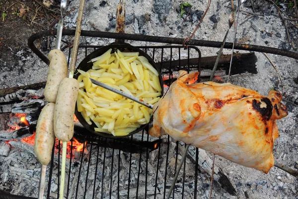 화재에 치킨 — 스톡 사진