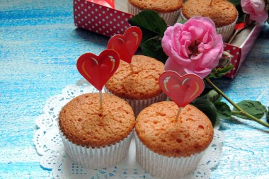 rose ve cupcake