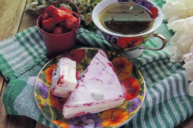 Bisküvi bisküvi ve çilek