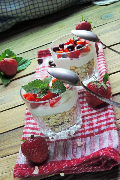 Muesli con fragole — Foto Stock