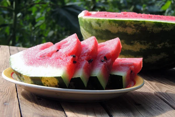 Reife rote Wassermelone — Stockfoto