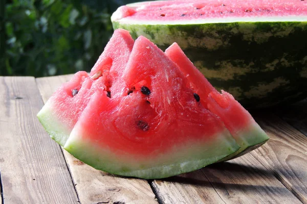 Reife rote Wassermelone — Stockfoto