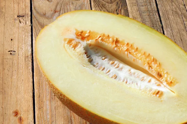 Ripe yellow melon — Stock Photo, Image