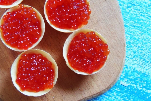 Caviar vermelho. Lanche — Fotografia de Stock
