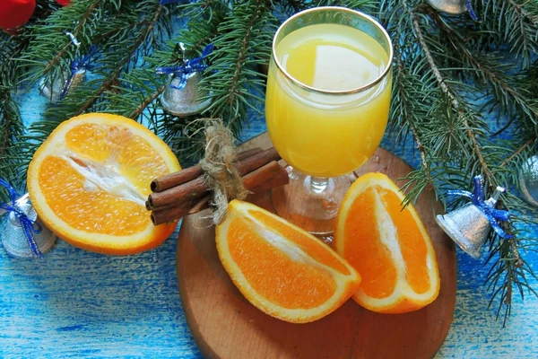 Orange and orange juice. New Year background — Stock Photo, Image