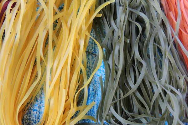 Barevné špagety, prostor pro text — Stock fotografie