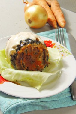 Havuçlu ve soğanlı uskumrular.