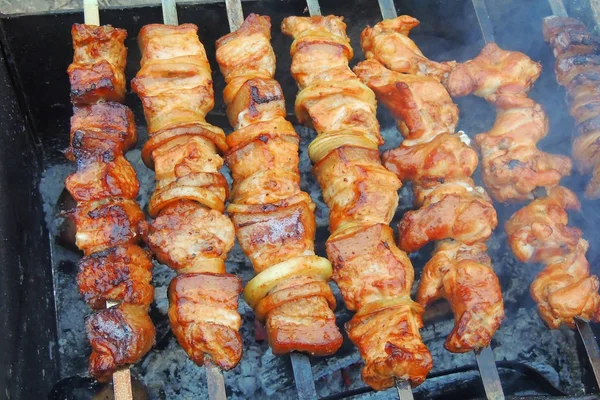 Barbacoa de cerdo a la parrilla — Foto de Stock