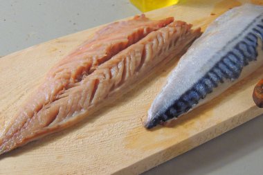 fresh mackerel and vegetables