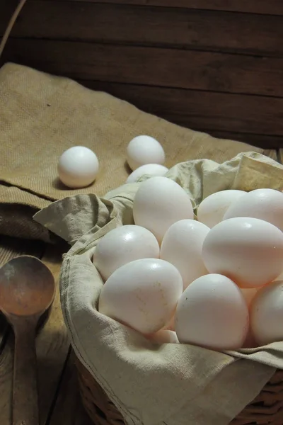 Huevos de pollo caseros — Foto de Stock