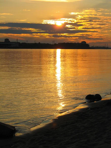 Закат Вода Солнце Море Небо Озеро Пляж Восход Солнца Пейзаж — стоковое фото