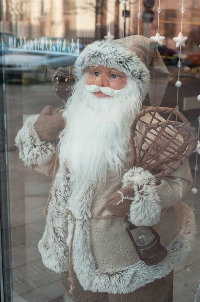 Kerstman in de straat — Stockfoto