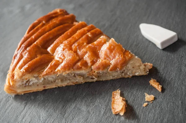 Pastel de rey francés en pizarra — Foto de Stock