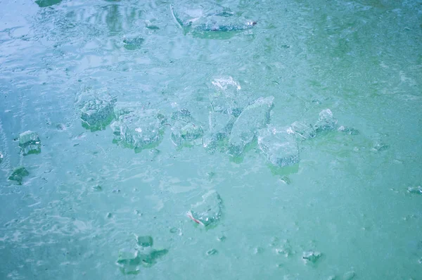 湖の氷水の作品 — ストック写真