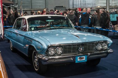 Buick Electra 1961 yılında bir vintage aksesuar pazar