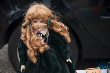  bit pazarı, Vintage oyuncak bebek