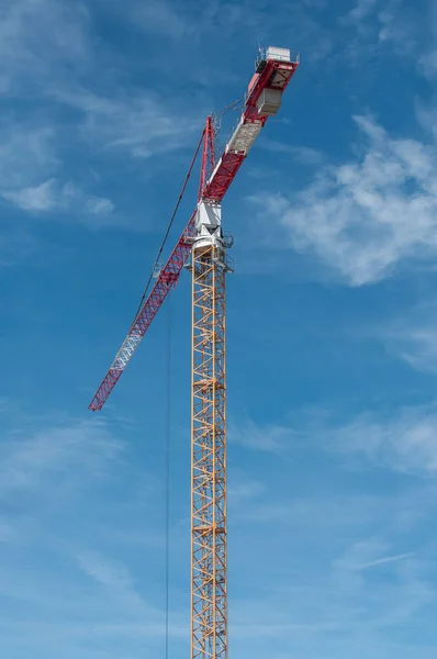 Kran auf einer Baustelle — Stockfoto