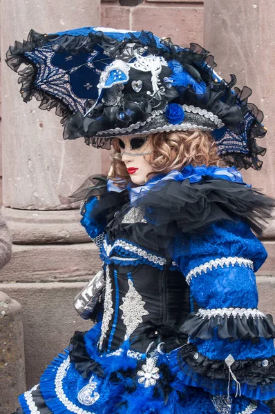 Portrait de femme costumée à la parade vénitienne de Riquewihr en Alsace — Photo