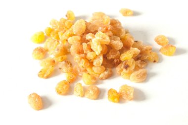  Beyaz arka plan üzerinde beyaz üzüm kuru