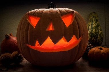  Cadılar Bayramı balkabağı fener su kabakları ahşap tablo