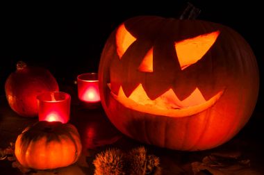  Cadılar Bayramı balkabağı fener su kabakları ahşap tablo