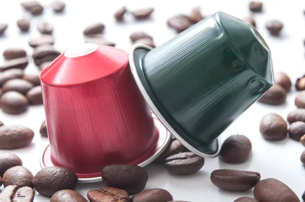 咖啡豆多彩咖啡 — 图库照片