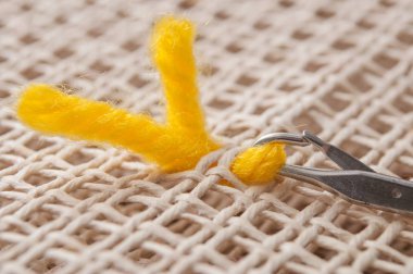  Tuval üzerine sarı yün tel ile yaratıcı eğlence 