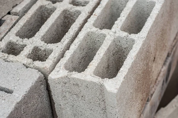 Cement bricks pile in construction site — Stock Photo, Image