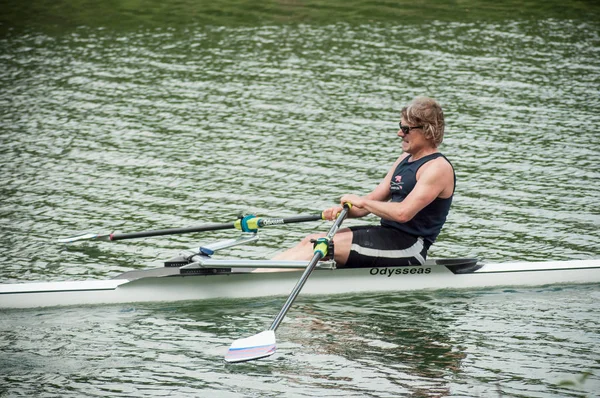 Man  rowing in the channel — Stock Photo, Image