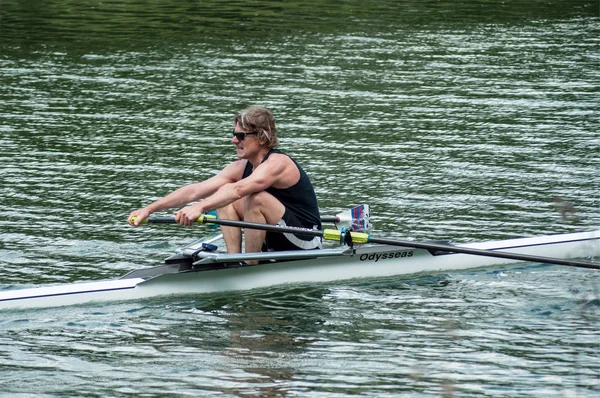 Man  rowing in the channel — Stock Photo, Image