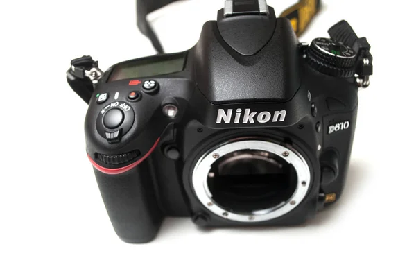 Nikon D610 reflexo Full Frame no fundo branco — Fotografia de Stock