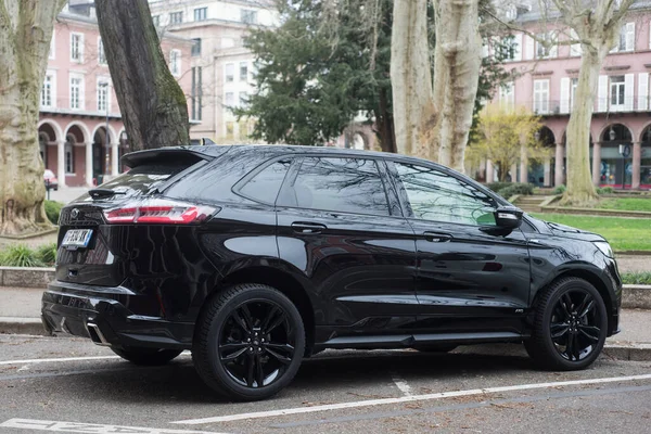 Mulhouse Frankrike Mars 2020 Bakifrån Svart Ford Edge Parkerad Gatan — Stockfoto