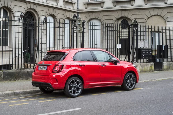 Mulhouse France 2020 Profile View Red Fiat 500X Parked Street — 스톡 사진