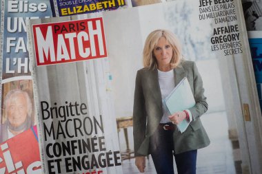 Mulhouse - Fransa - 26 Mayıs 2020 - Paris Match dergisinin kapağında Fransız First Lady Brigitte Macron 'un Yakın Çekimi