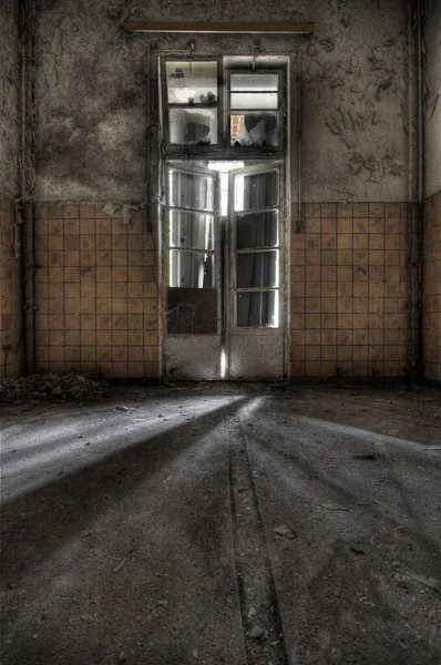 Sanatório Hospitalar Abandonado Beelitz Heilstaetten Alemanha — Fotografia de Stock