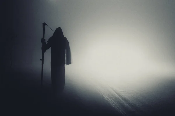 Death Grim Reaper Csontváz Visel Fekete Köntös Forgatja Kasza Memento — Stock Fotó