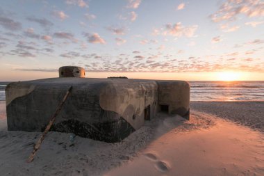 Polonya 'nın Baltık Denizi' nde Jastarnia 'da Penisula yaz gündoğumu