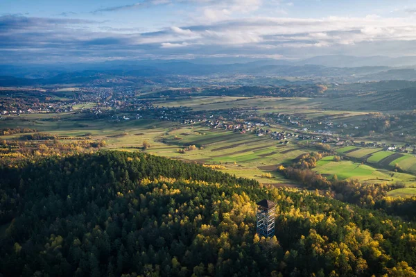 Iwkowa Aldeia País Brzesko Polônia Montanhas Colinas Polonesas Drone Aéreo — Fotografia de Stock