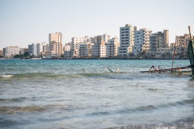 Varosha, Kıbrıs 'ın güneyindeki Famagusta kentini terk etti