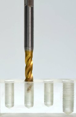 İplik aracı dokunun, iplik parçası