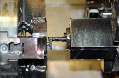 Cnc makinesi, değirmen tıkırtılarını döndürüyor