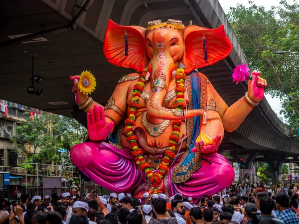 Mumbai India September 2019 Thousands Devotees Bid Adieu Lord Ganesha — Stock Photo, Image