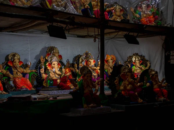 Estátua Senhor Ganesha Pronta Para Festival Ganesh — Fotografia de Stock