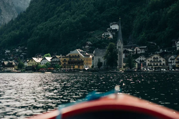 Gemiden Hallstatt 'ün panoramik görüntüsü