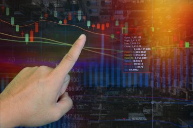 Hisse senetleri piyasası grafik kavramı city scape hong kong arka plan ile çift pozlama